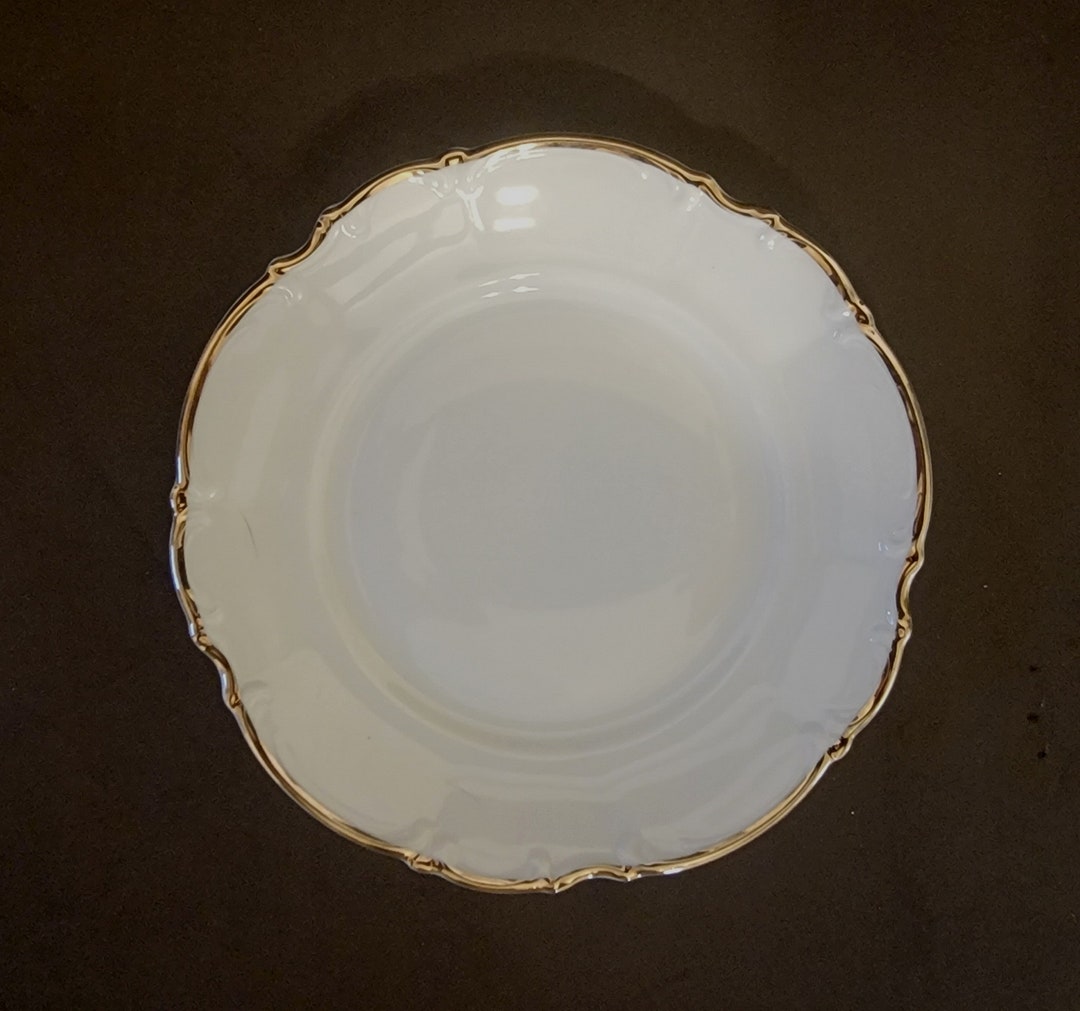 Eight 8 51/4 Hutschenreuther Saladmaster wedding Band Bread & Butter