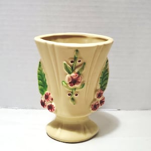 Vintage Shawnee Pottery 1200-radig vas med tre blommor / # 1205