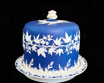 Dudson Pottery Cameo Blue & White Jasperware Cheese Dome / Leaves