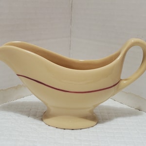Shenango China Desert Tan Inca Ware Restaurant Gravy or Sauce Boat