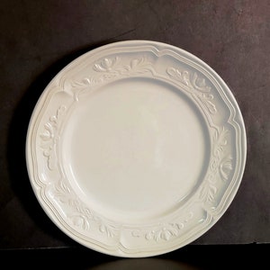 8-1/8&quot; Villeroy & Boch &quot;Cortina 2000&quot; Salad Plate  Germany