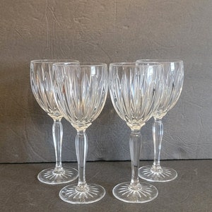 Four (4) -8&quot; Cristal D&#39;Arques / Durand &quot;Classic&quot; Crystal Wine Glasses  France
