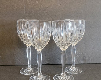 Vier (4) -8 "Cristal D'Arques / Durand ""Classic"" Kristall-Weingläser Frankreich