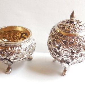 Antique 1900 Heavy Sterling Silver Salt Pepper Set Master Salt Cellar Gold Wash Art Nouveau Fancy Turn of Century Heavy 54gr Repousse