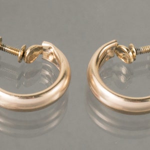 Vintage Light Rose Gold Plated Huggie Hoop Bangle Screw Back Earrings Never Used Screwback Lightweight 1970s 1980s