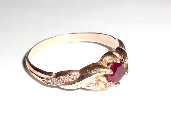 Antique Victorian 14K Rose Gold Garnet Ring Size 8