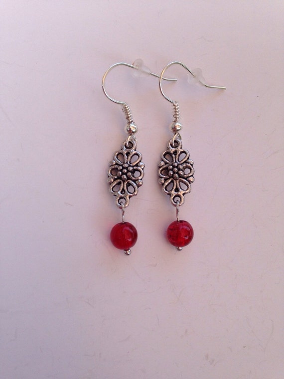 Items similar to Lovely light weight Silver Plated Red Crackled Glass ...