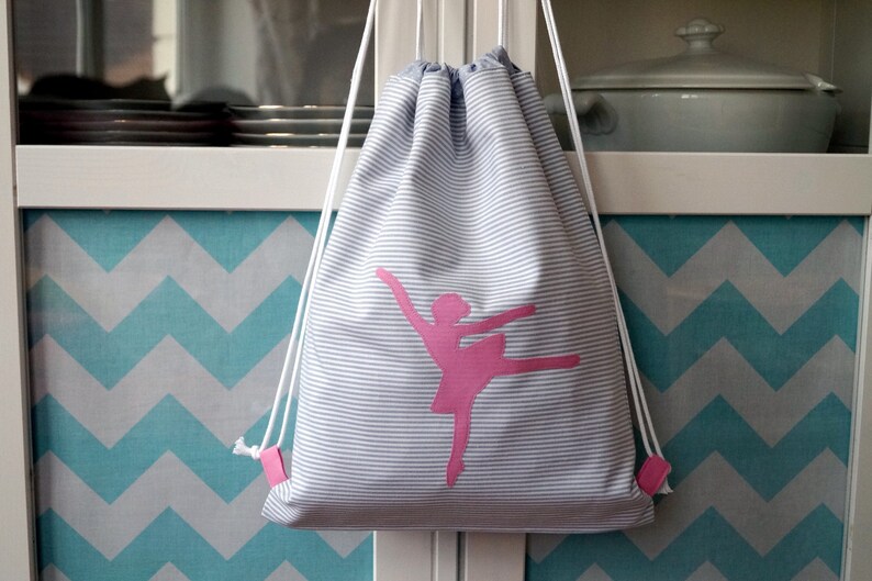 Gym bag for children gray pink, ballerina, ballet, backpack customizable with name, lined image 3