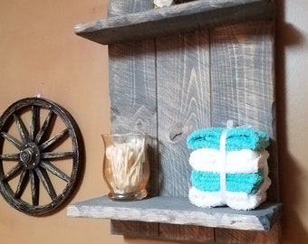 Rustic home decor, Pallet shelf,  Bathroom Shelf, kitchen shelf, farmhouse decor, Bath decor, wood shelf, Rustic Home Decor, Gift