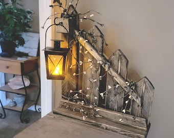 Mini farol de valla de estacas para decoración del hogar, acento rústico para porche de casa de campo.
