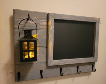 Tablero de mensajes, decoración de la habitación, llavero rústico, pizarra, decoración de madera rústica, decoración de granja, regalo para el hogar, regalo de cumpleaños, lugar para colgar llaves
