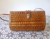 Vintage 60s 70s wicker woven bag purse with shoulder strap