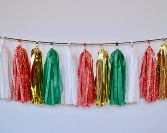 Christmas polkadot garland, red green Christmas tassels, tassel garland, Christmas tassel garland, Christmas Wall Decor, Classic Christmas,
