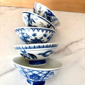Asian blue and white Rice/Soup bowls Set of 5