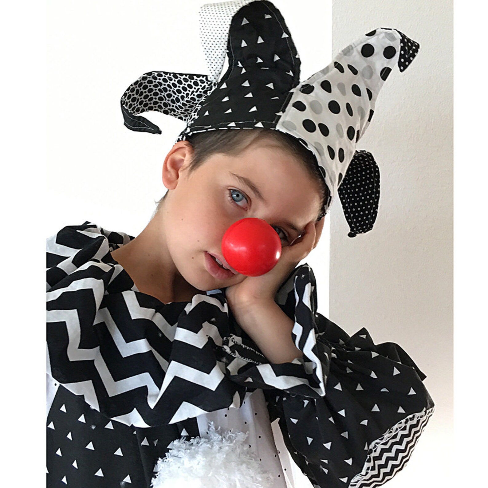 custom jester hat