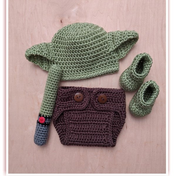Crochet Baby Boy Set: Hat with ears, Diaper Cover, Booties, Saber, Green Elf Warrior, Baby Shower Gift, Photo Prop, Newborn outfit