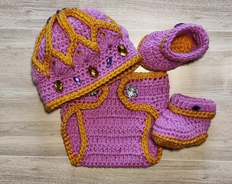 King baby set: Hat-Crown, Diaper cover, Booties, Royal set, Prince set, Baby shower gift, Newborn picture, Newborn king outfit, Crochet set