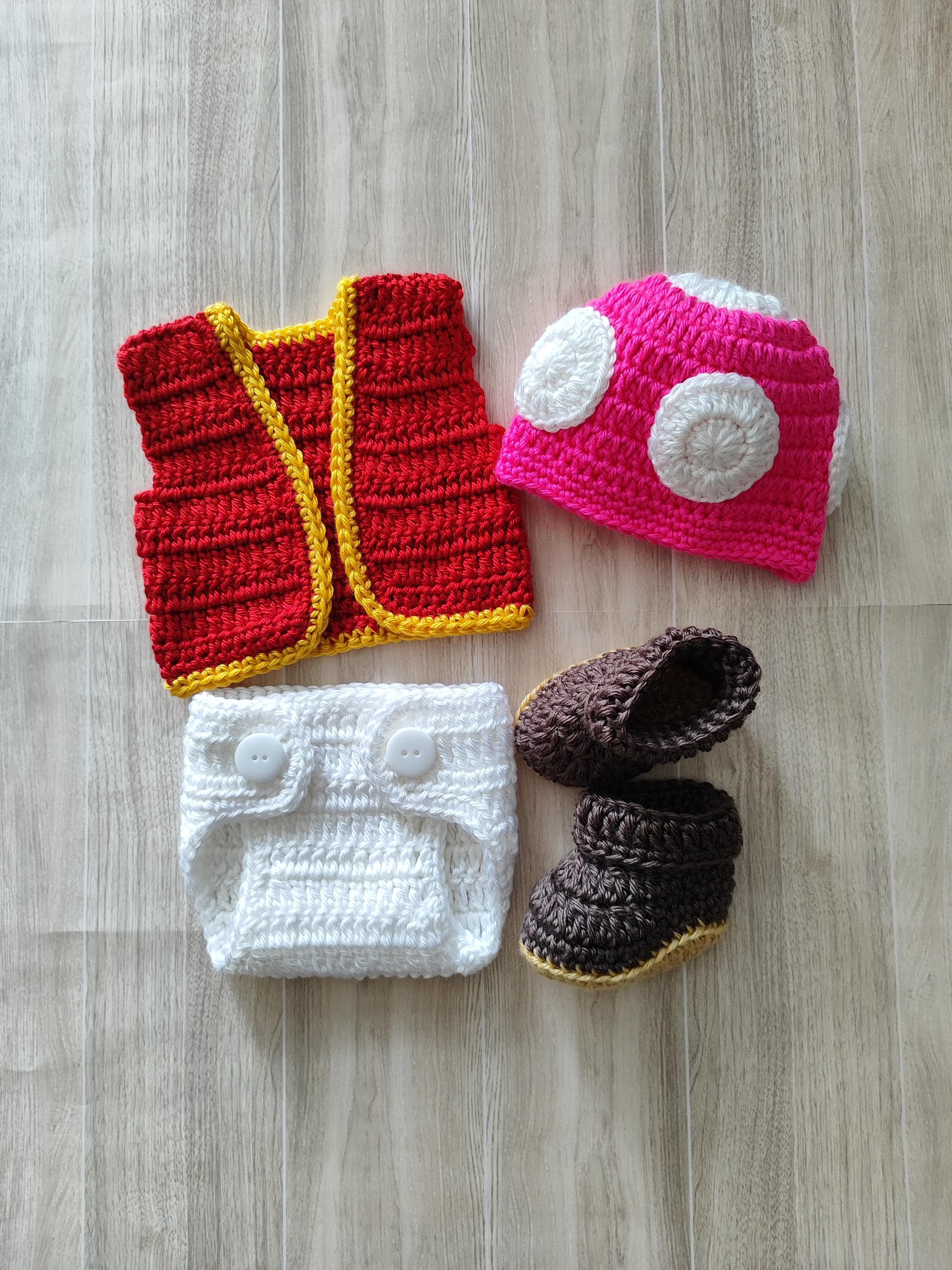 Crochet Toadette Baby Set: hat, vest, diaper cover, booties, Photo Prop, baby shower gift