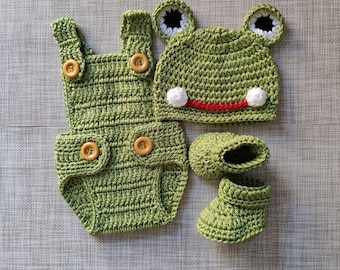 Ensemble bébé grenouille : bonnet, barboteuse et chaussons, ensemble bébé grenouille au crochet, ensemble pour garçon et fille, cadeau de baby shower, accessoire photo, photo de nouveau-né