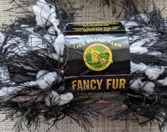 Fan Fur yarn, Lion Brand Yarn, Color night&day #258, Made in Turkey