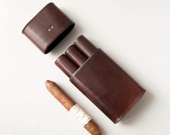 Custom sigarenkoker: koffie volnerf leren houder voor 3 sigaren - perfect cadeau voor de bruidegom