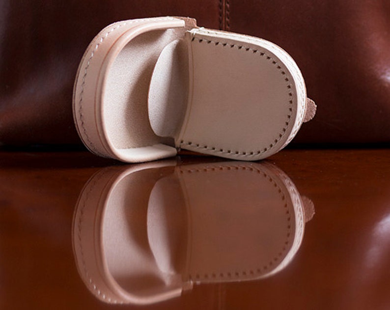 Cartera de piel personalizada, cartera pequeña de piel, cartera grabada, complementos de piel para él, monedero, cartera unisex, cartera personalizada. imagen 5