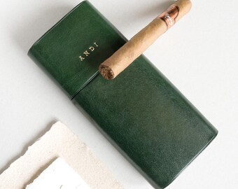 Cigar Travel Case Personalized Gift for Men, 3 Cigar Holder, Custom Engraved Wedding Favor for Groom