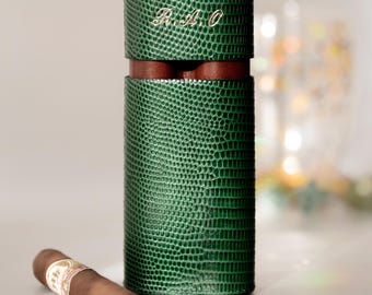Leren reisetui met twee sigaren: groene alligator, aangepaste initialen, dikte 50-60