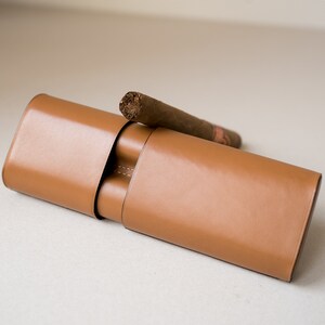 Portasigari da viaggio in pelle personalizzato, 2 portasigari regalo di lusso per uomo, portasigari da whisky, portasigari inciso regalo per fidanzato