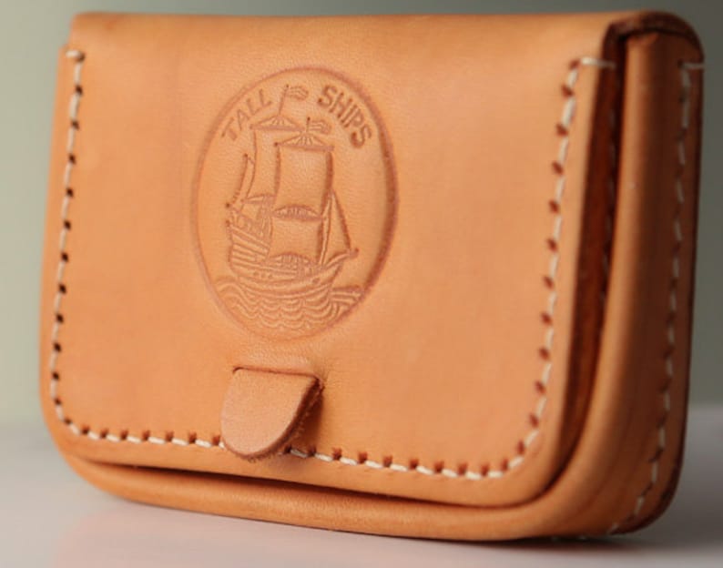Cartera de cuero delgada para hombres, Regalo del primer día del padre, Cartera de monedas regalo personalizado para papá, Cartera pequeña para hombres, Bifold grabado para novio imagen 1