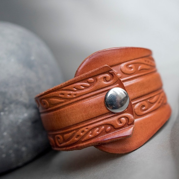 Strong top grain leather wristband, viking bracelet for men, brown wide engraved men bracelet, leather cuff wrist guard for Fathers Day gift