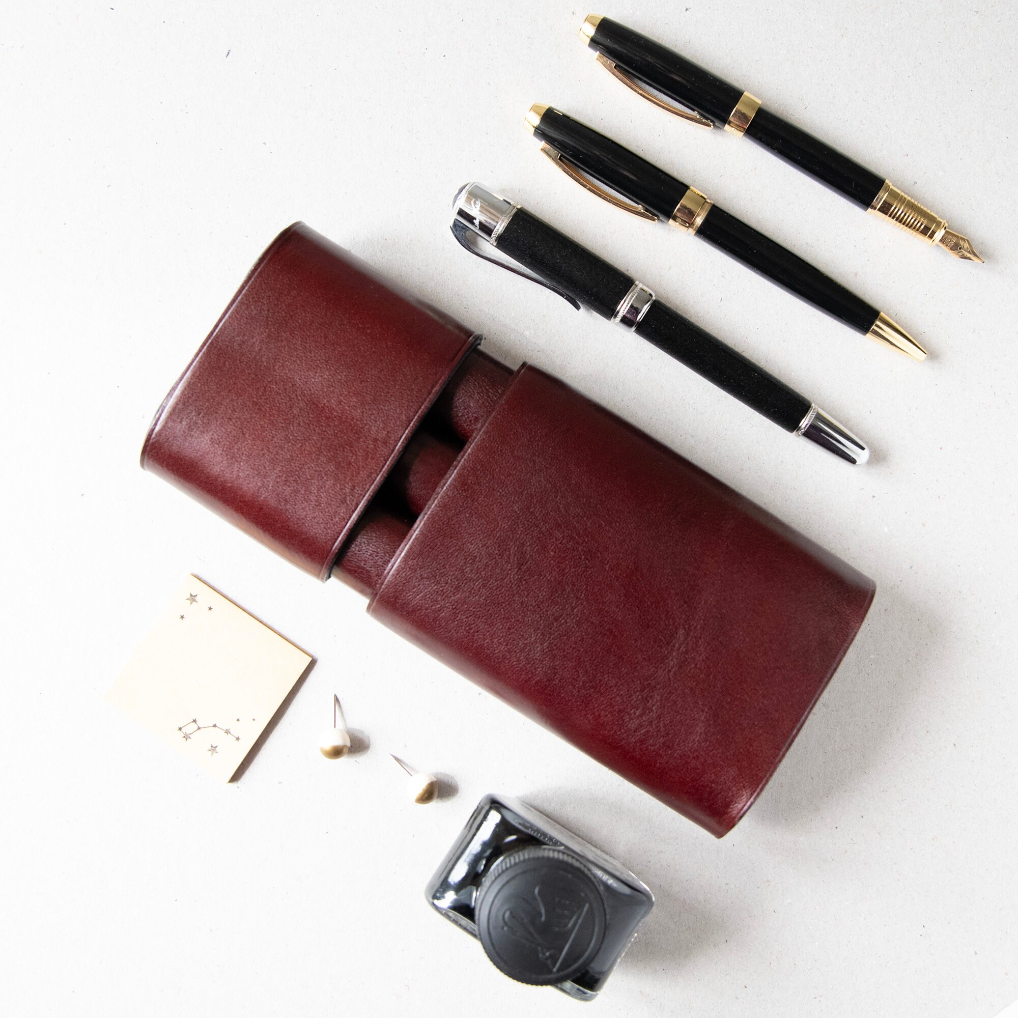 モンブラン MONTBLANC ペンケース　カーフレザー　3本差し　新品 il_fullxfull.5932522116_n3sl.jpg
