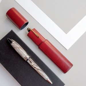 Fountain pen case women, Personalized pen holder, Pen sleeve, Leather pen case, Attorney gift, Office supplies for women, Mothers Day gift