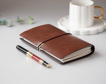 Gepersonaliseerde leren reisdagboek: navulbaar B6-notitieboek - cadeau voor reizigers en avonturiers