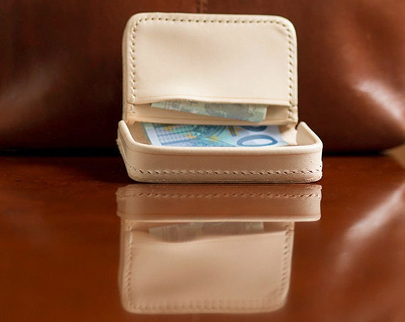 Cartera de cuero delgada para hombres, Regalo del primer día del padre, Cartera de monedas regalo personalizado para papá, Cartera pequeña para hombres, Bifold grabado para novio imagen 4