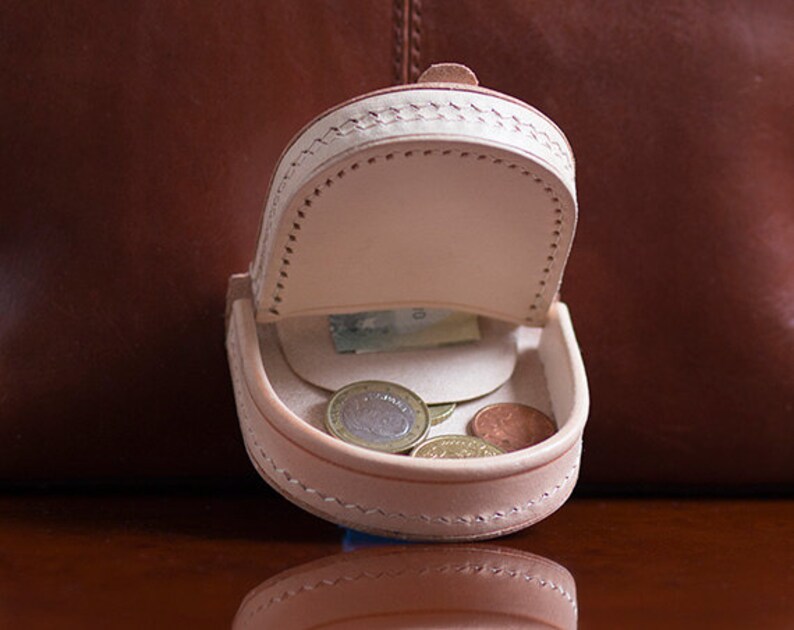 Cartera de piel personalizada, cartera pequeña de piel, cartera grabada, complementos de piel para él, monedero, cartera unisex, cartera personalizada. imagen 4