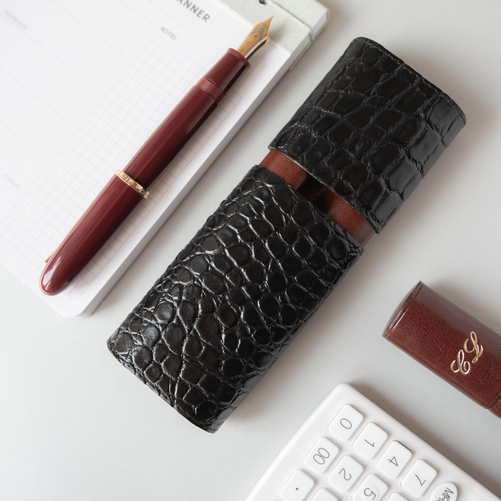 【希少】モンブラン カーフレザー クロコ型押しペンケース クロコダイル型押しレザーペンケース：モンブラン 149、パーソナライズ