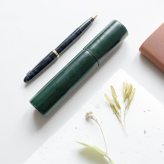 Leather pen case for MB149, fountain pen case for men, single pencil case, pen holder gift for boss, pen pouch personalized Christmas gift
