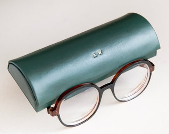 Hard leather glasses case slim, Eyeglasses case personalized, Customized sunglasses case, Glasses pouch, Reading glasses case, Glasses box
