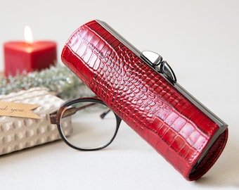 Crocodile glasses case for her, Luxury eyeglass hard case, Sunglass travel pouch