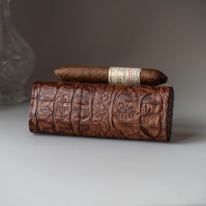 Estuche para puros de piel de cocodrilo para hombre, caja de puros de lujo, porta puros personalizado para novio