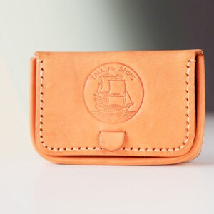 Cartera de cuero delgada para hombres, Regalo del primer día del padre, Cartera de monedas regalo personalizado para papá, Cartera pequeña para hombres, Bifold grabado para novio imagen 3