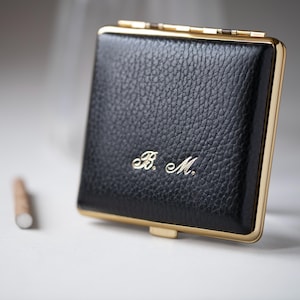 Gepersonaliseerde sigarettenkoker voor bruidegom, lederen sigarettenkoker gegraveerd, aangepaste sigarettenkoker, luxe sigarettenkoker Cadeau vader bruid