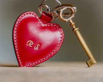 Personalized leather keychain heart, Red heart keyring best gift for her, Heart key fob Valentines Day gift, Personalized gift for her