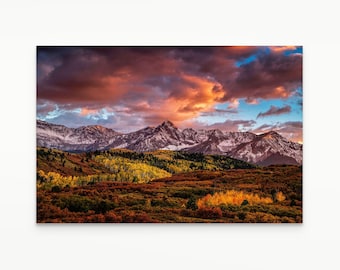 Arte mural de otoño en Colorado, fotografía de paisaje de montaña nevada, lámina de álamo temblón, follaje otoñal en su máximo esplendor, montañas de San Juan, decoración mural de naturaleza de gran tamaño