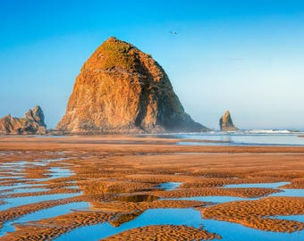 Cannon Beach Photography, Oregon Beach Print Art, Coastal Landscape Photography, Serene Ocean, Cannon Beach, Seaside Landscape, Pacific