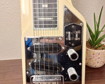 ビンテージ 1969 Guyatone 6弦ラップスティールギターとスチールトナー