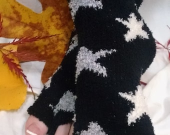 Pedicure socks, pedi sock, flip flop sock, open toe sock, toeless socks, Sweet designs by JLM, Black with white design.