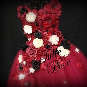 Elegant deep burgundy, ivory, and black strapless flower girl dress to match your wedding colors and bridal bouquet//hydrangea tulle