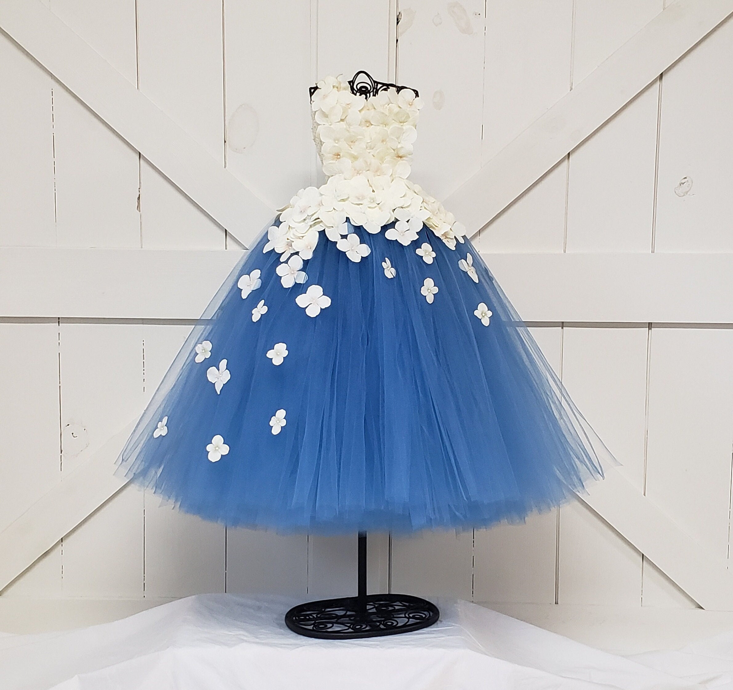 blue and white flower hoco dress Zapaka Women White Blue Flower Short Homecoming Dress with Sequins A-line Strapless Corset Tiered Cocktail Dress, White Blue Flower / US16